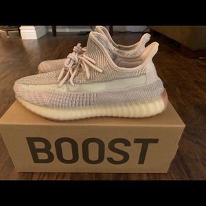 Yeezy Boost 350 V2